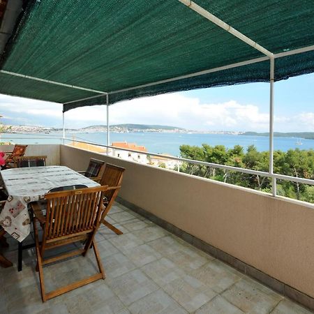 Apartment Sandra Trogir Buitenkant foto
