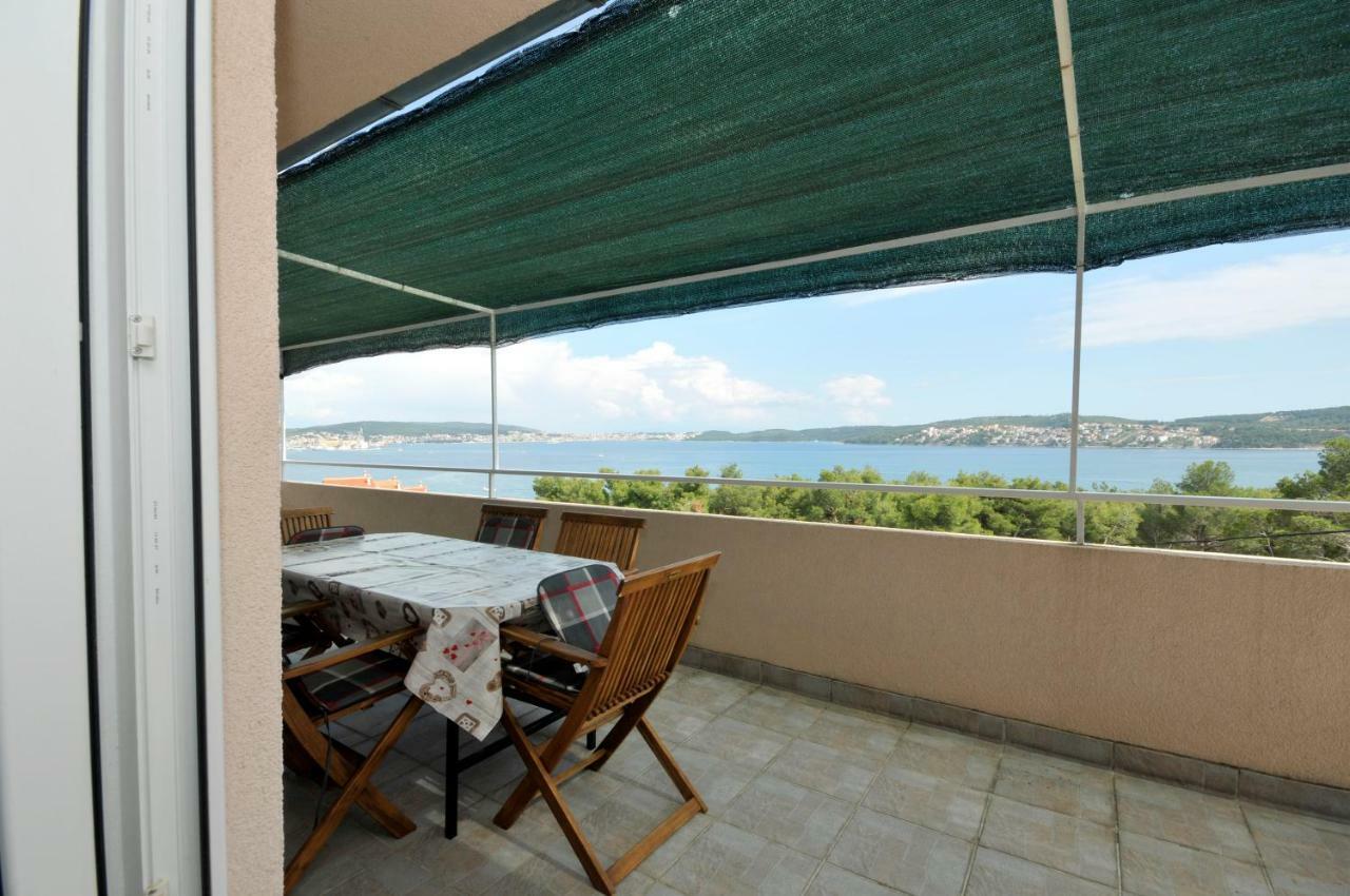 Apartment Sandra Trogir Buitenkant foto