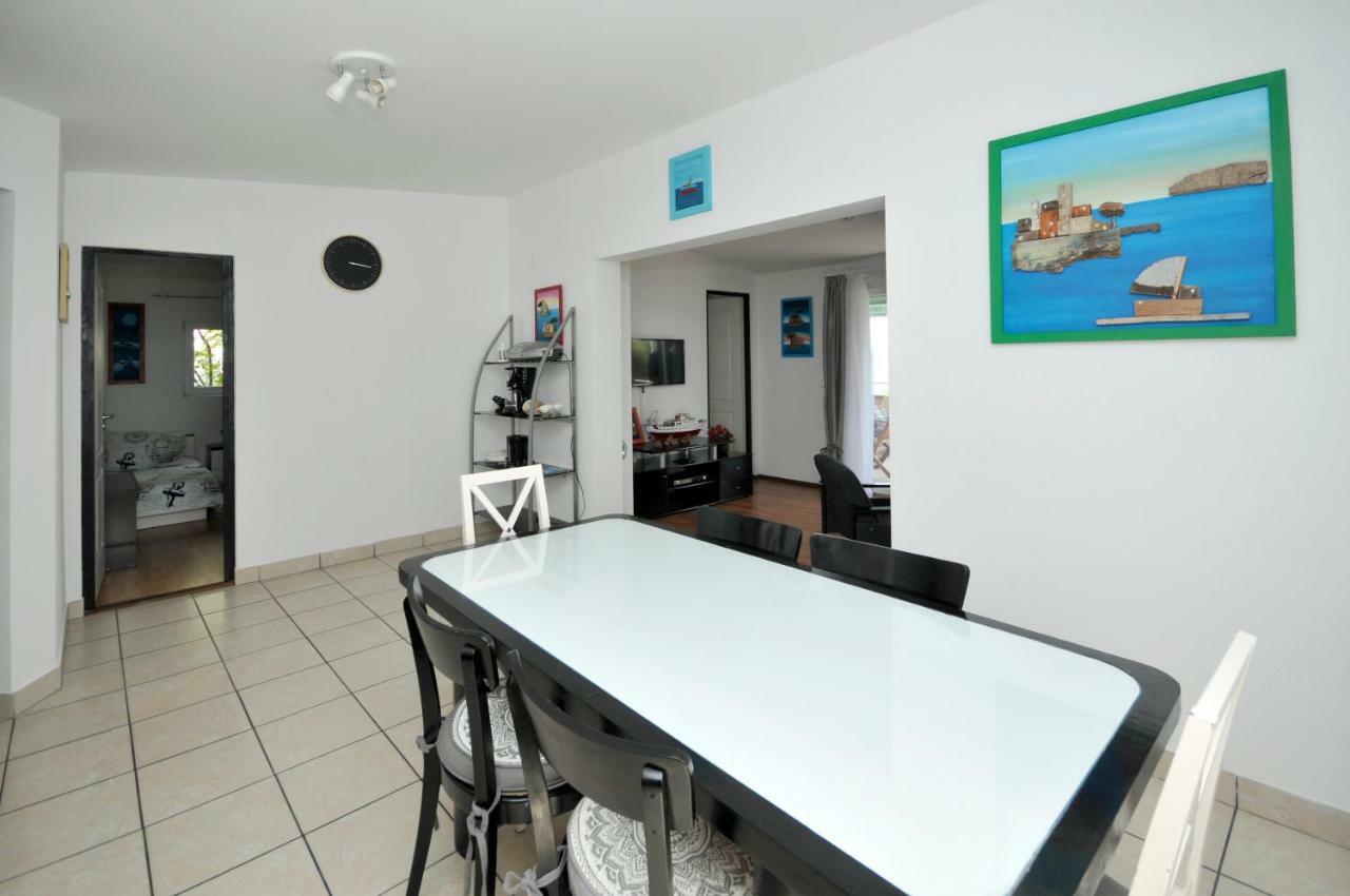 Apartment Sandra Trogir Buitenkant foto