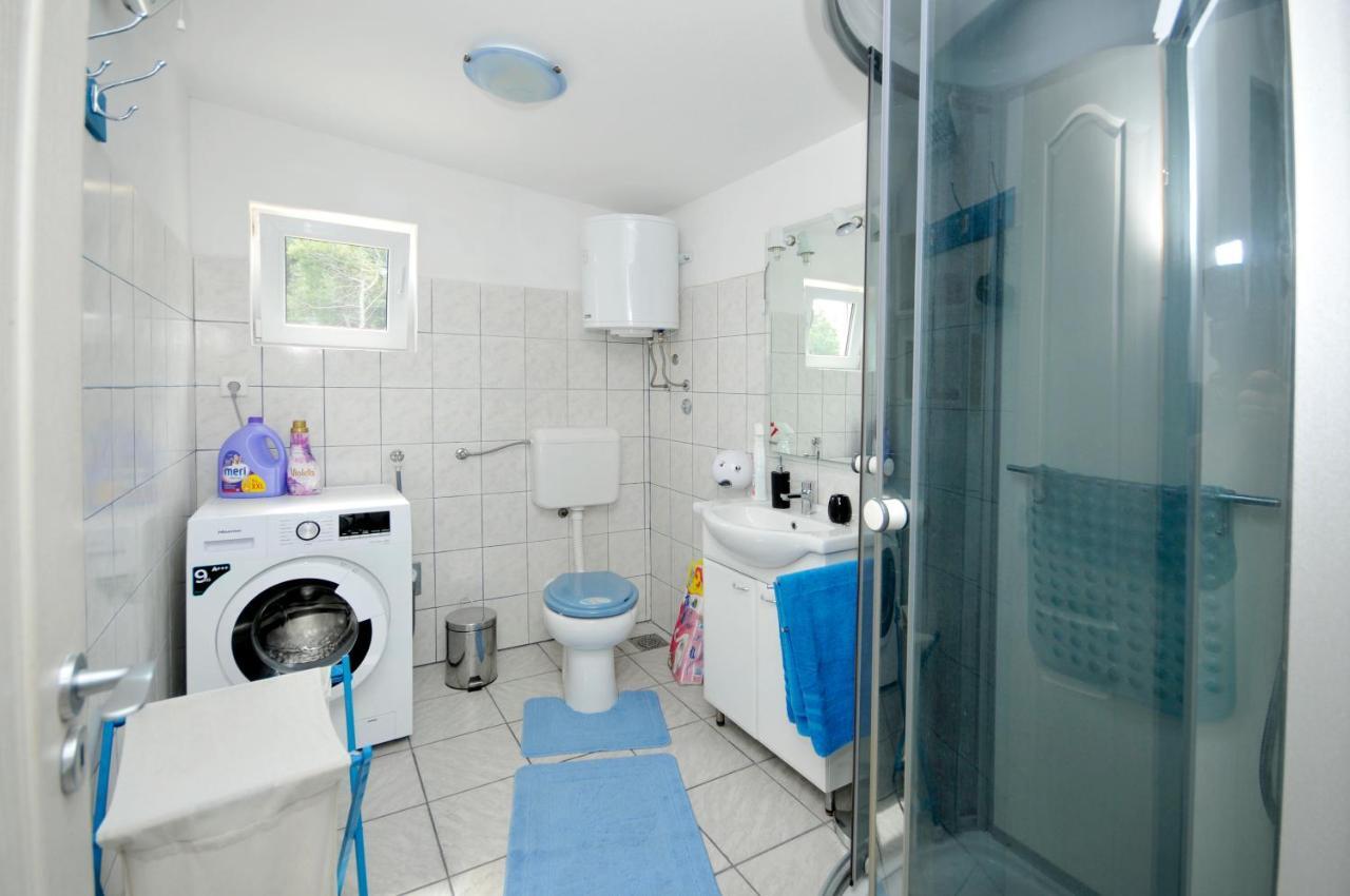 Apartment Sandra Trogir Buitenkant foto